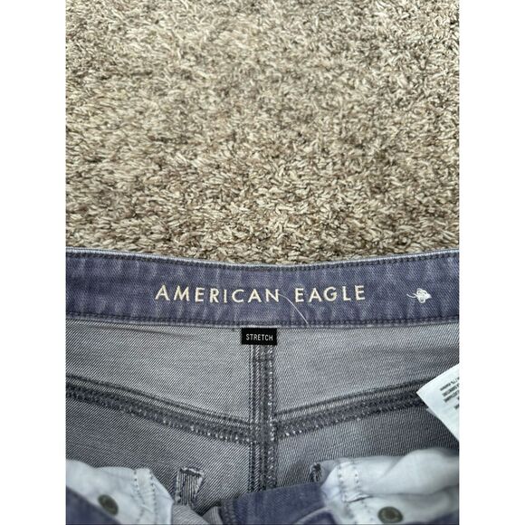American Eagle Stretch Mom Jean Gray Purple Wash Denim High Waisted Size 4 Short - Picture 4 of 13